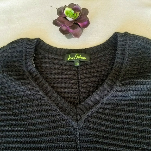 Sam Edelman black v neck sweater - Picture 3 of 7